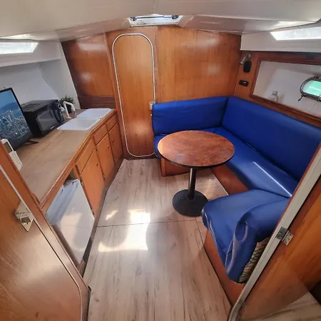 Experiencia En El Mar M بوتيل *