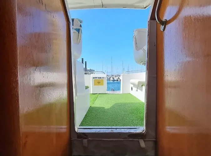 Experiencia En El Mar M Bateau-hôtel